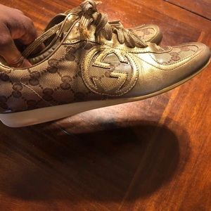 Vintage Gucci sneakers